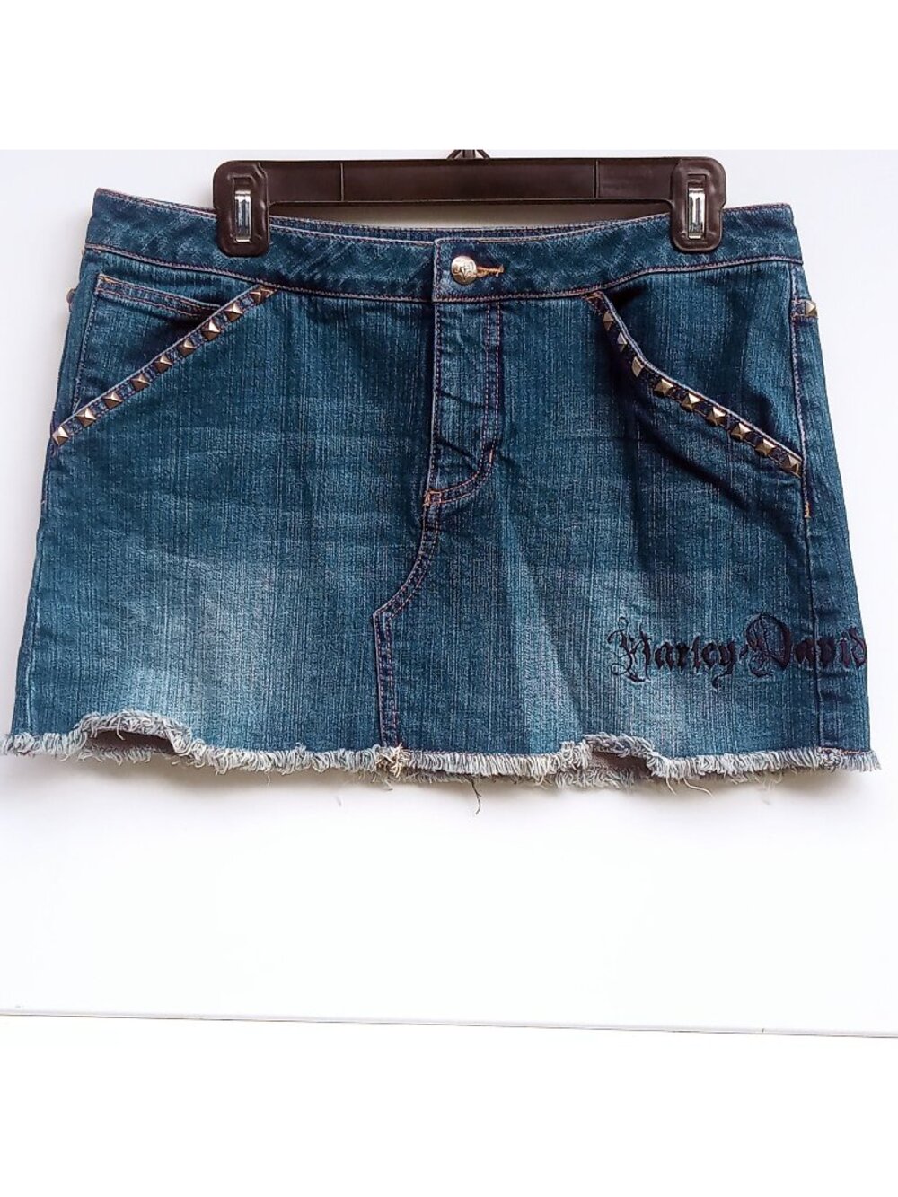 Harley-Davidson Women’s Studded Denim Mini Skirt Blue Frayed Hem Stretch Size 8
